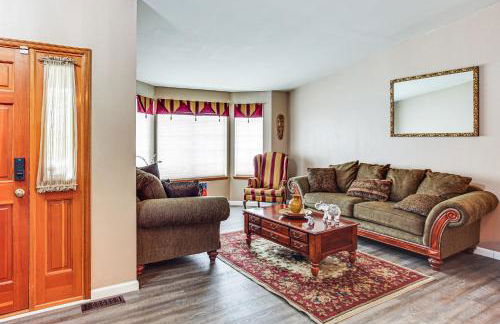 Home Theater and Large Backyard Deck Tacoma Abode! - Foto 6