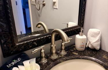 Lake Front Sunset | New Deck | Kayaks | Canoe - Foto 38