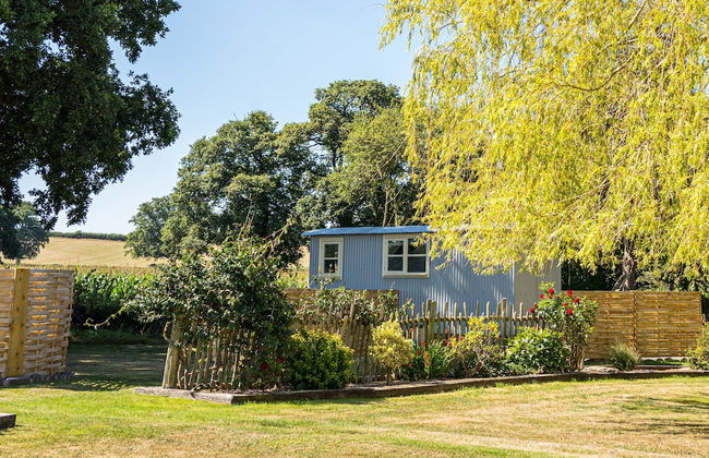 The Hideaway Hut - 1 Bed Shepherds Hut - Hereford - Foto 68