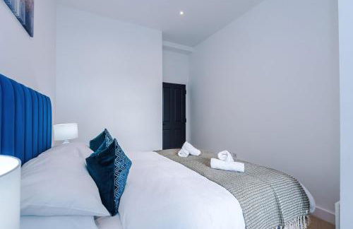 Stylish 1-Bedroom Getaway in Sale - Photo 29