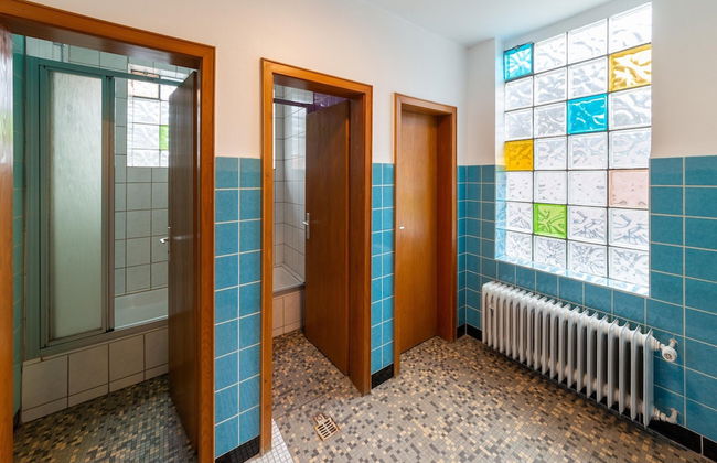 Grosse Gruppenunterkunft im Nationalpark Eifel mit Bar und Terrasse - Foto 67