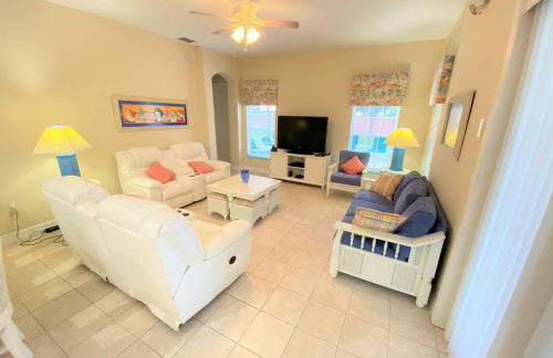 Spacious Family Escape 2 Masters Pool Hot Tub Pool Table & BBQ - 2 Miles Disney - Foto 7