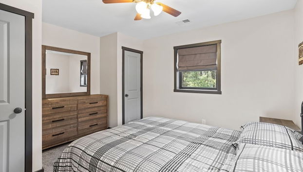 The Breck by Avantstay Modern 6bdr Cabin w/ Hot Tub & Game Room - Foto 3, Habitación