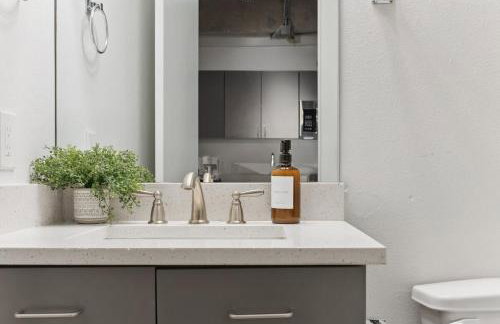 Modern Unique Loft City Vibes No 108 - Photo 13