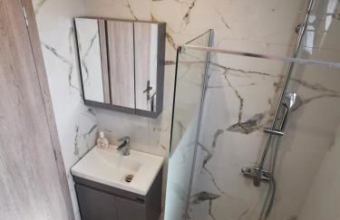 Elia Home - Photo 16