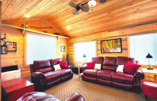 Sequoia Splendor, inside Kings Canyon NP by Visitors Center - Foto 9