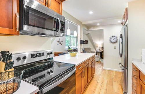 Ski, Snowshoe and Fish Dome Escape in Nature! - Foto 8