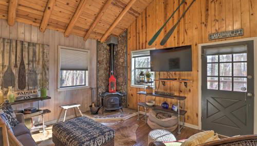 Scenic Greers Ferry Cabin with Deck and Fire Pit! - Foto 4