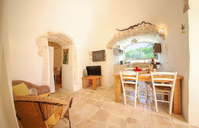 TD Trulli della Rosatella Typical Trulli w/ Pool - Foto 16