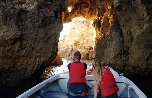 Paseo en barco por las cuevas de Ponta da Piedade - Foto 2
