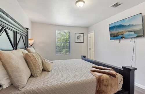 Modern Rental Near Medical Center, Six Flags, UTSA, La Cantera, Lackland AFB - Foto 23