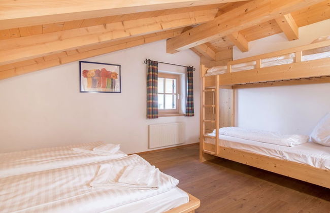 Ideal Chalet in Wald-Königsleiten with Sauna near Ski Lift - Foto 3