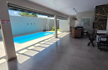 Linda Casa Nova e com piscina - Foto 14