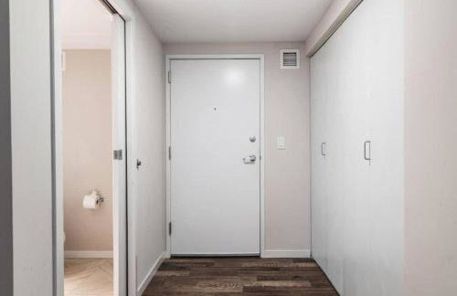 DT Gym Pool Rooftop 5 min walk to Stadiums - Foto 26