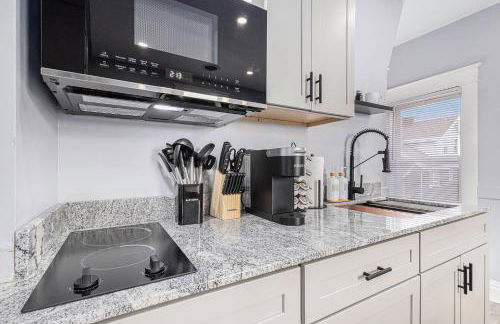 Studio Updated 1 Block to Downtown & Mins to Beach - Foto 17