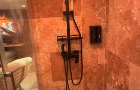 Nuit de rêve : spa, sauna, cinéma - Foto 11