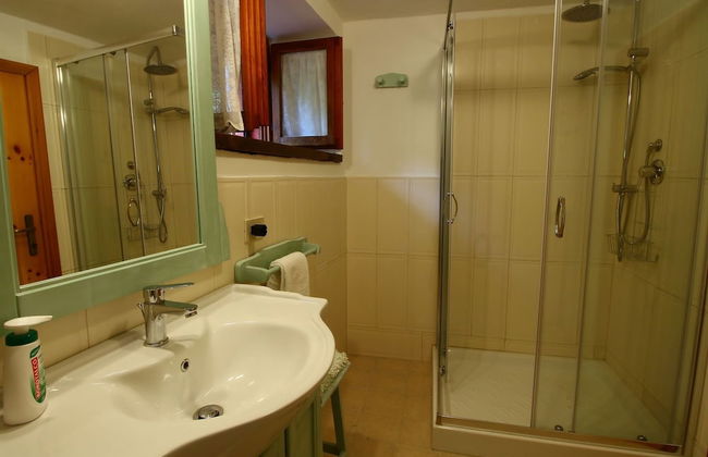 Spacious Villa With Pool in Fabriano Italy - Foto 40