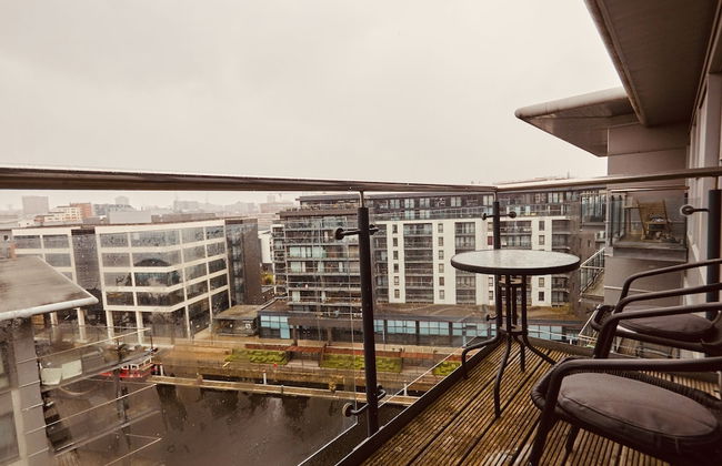 Deluxe City Apt, River Canal View& Free Parking! - Foto 22