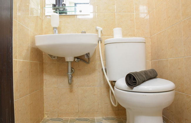 Comfort Living 2BR at Kebagusan City Apartment - Photo 18