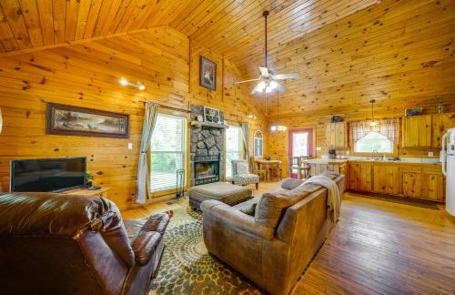 Picturesque Oklahoma Cabin on 80 Acres with Views! - Foto 1