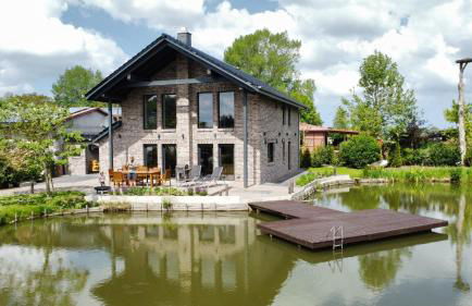 Exklusives Haus am See - Foto 1