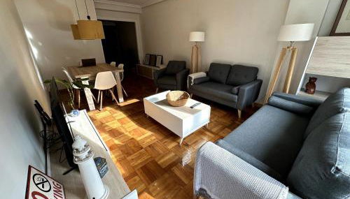 Piso reformado centro de Oviedo - Foto 2