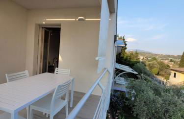 Garda view - Nuovo appartamento con solarium vista lago - Photo 9