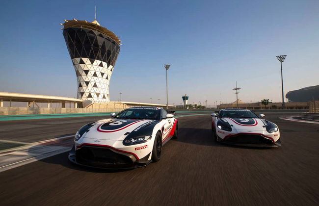 Condução de um Aston Martin GT4 no Circuito Yas Marina - Foto 1