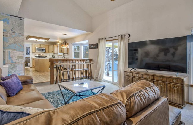 4BR Spacious & Comfortable Mid-term & Corporate Rental - Photo 26