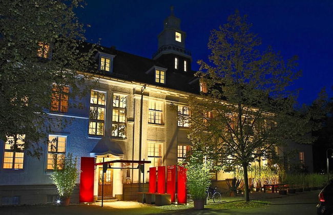 WHLIVING - Apartments & Studios - Photo 1