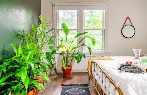 Jungle House Chillicothe Sleeps 24 Downtown Ohio Free Parking - Walk to Historic District - 5BR Luxury Home - Pet Friendly - King Beds - Over 5,800 Five Star Stays - Foto 66
