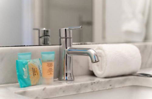 Epic Location- Steps from 12th S, Sleep12 - Foto 8