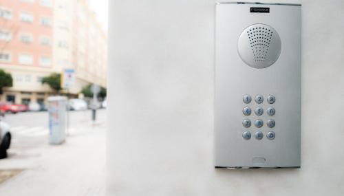 Chic & Comfortable Apartment, Private Terrace - Photo 2