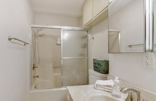 7 Mi to Tennessee River Home with Patio in Florence - Foto 12