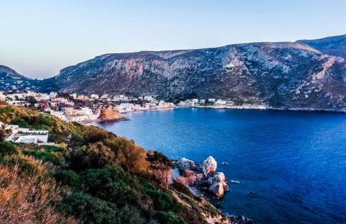 Giannis Gerakios apartments by climbing house - Photo 59