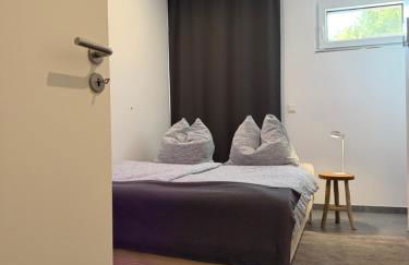 Grüne Idylle nahe Hauptbahnhof & Hufeisensee mit Parkplatz & Terrasse - Foto 14