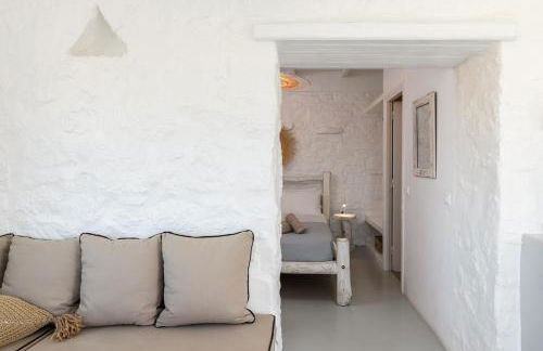 Mykonos Supreme Comfort Suites & Villas - Photo 56