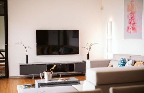 Vila Aguarelas with pool by Stay Madeira Island - Foto 5