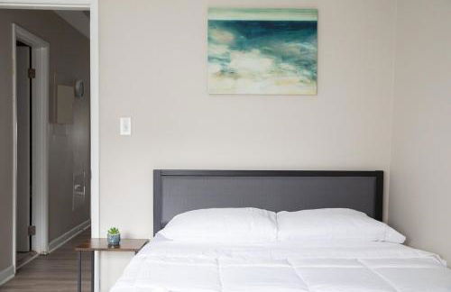 1BR Near UAB with Free Parking, Fast Wi-Fi, Workspace - Foto 3