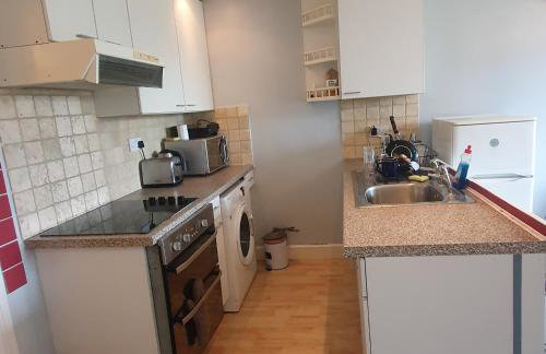 Flat with excellent transport links to central London. - Foto 5