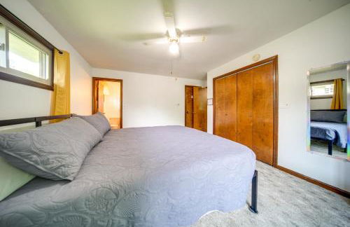 Lake Erie Getaway with Private Pool and Yard! - Foto 18