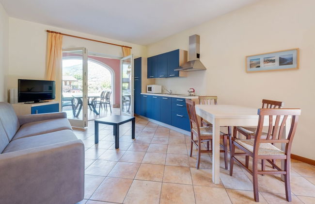 Apartment on Lake Idro With Pool - Foto 12