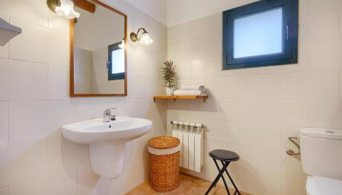 Apartamentos Rurales Can Pujol - Relax & Naturaleza - Costa Brava - Foto 5, towels, Shower