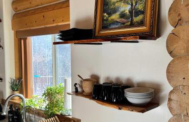 Large Off-Grid Luxury Cabin- creek land & views - Foto 13