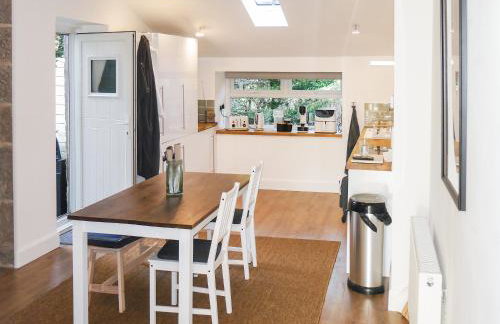 Riverside Cottage - Photo 10