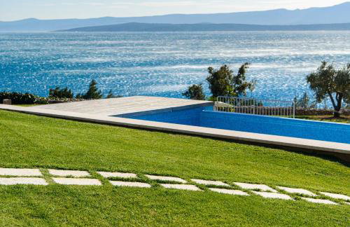 Elegant Brac Villa 4 Bedrooms Villa Shoreline Serenity Stunning Sea Views - Foto 27