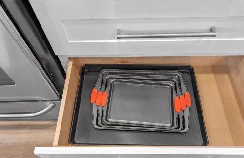 Spacious Downtown Indy Home Perfect for Groups - Photo 25