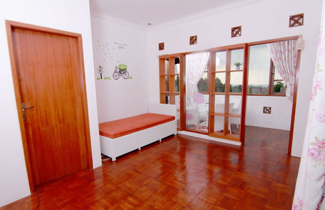 Villa ChavaMinerva Dima - Ciater - Photo 17