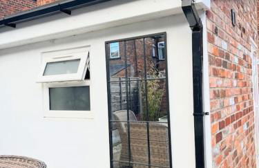 Artistic 3 bed home in Old Trafford next to MUFC - Foto 69