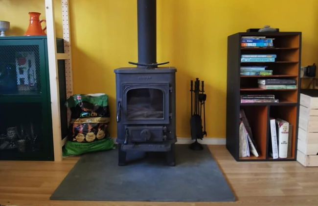 2bed Cabin w/ Parking Near Snowdonia National Park - Photo 10